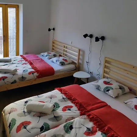 Pubyland & Lejlighed