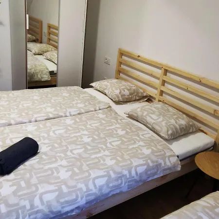 Apartament Pubyland & *