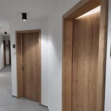 Pubyland & Apartament